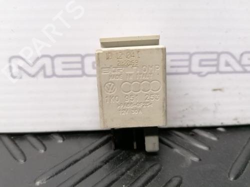 Switch VW GOLF V (1K1) 1.9 TDI | BP13373497I30 