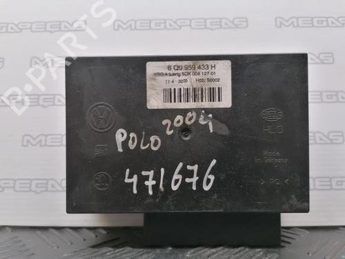 Used Fuse box VW POLO IV (9N_, 9A_) 1.4 TDI (75 hp) 12272483