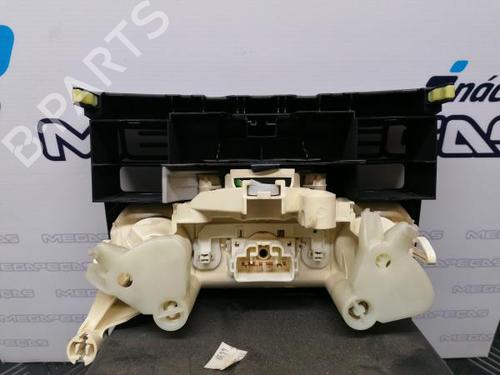 Commande Chauffage TOYOTA COROLLA (_E12_) 1.4 VVT-i (ZZE120_, ZZE120R) | BP12164725I5