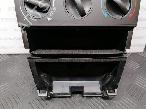 Commande Chauffage TOYOTA COROLLA (_E12_) 1.4 VVT-i (ZZE120_, ZZE120R) | BP12164725I5