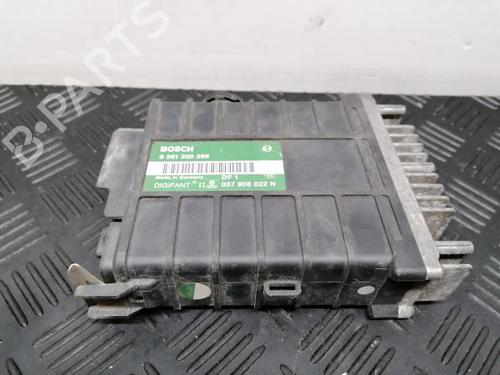 Engine control unit (ECU) VW GOLF II (19E, 1G1)  | BP12164947M57 