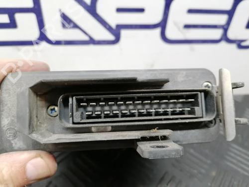 Engine control unit (ECU) VW GOLF II (19E, 1G1)  | BP12164947M57 