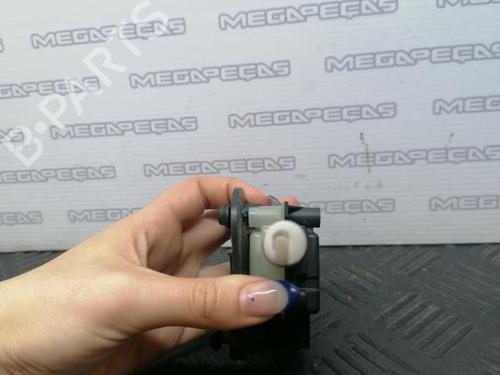 Fuel door actuator AUDI A3 (8P1) 2.0 TDI | BP12305165E18 