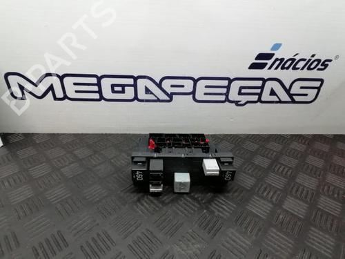 Used Fuse box AUDI A3 (8P1) 2.0 TDI (140 hp) 12272552