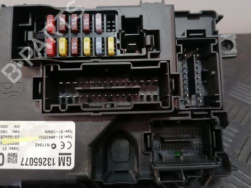Fuse box OPEL CORSA D (S07) 1.3 CDTI (L08, L68) | BP12165450E1 