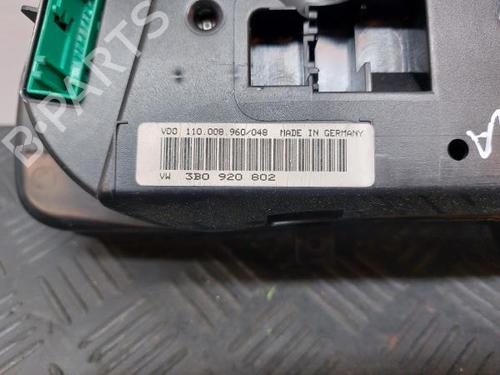 Instrument cluster VW PASSAT B5 (3B2) 1.6 | BP12166143C47 