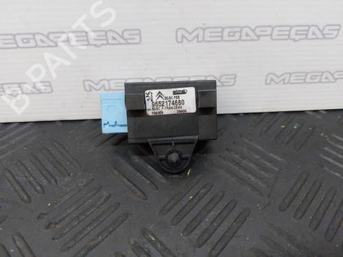Used Switch PEUGEOT 407 SW (6E_, 6D_) 1.6 HDi 110 (109 hp) 13373556