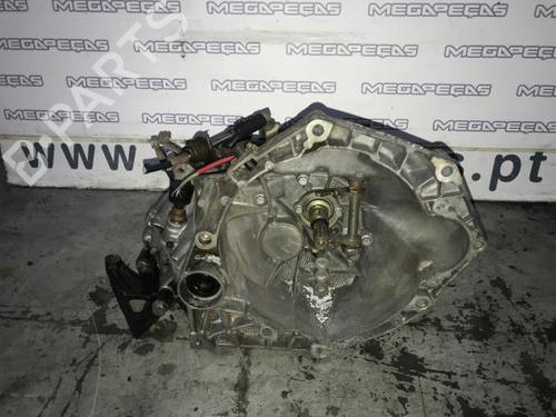 Used Gearbox FIAT PUNTO (176_) 1.7 TD (176AT) (63 hp) 12166426