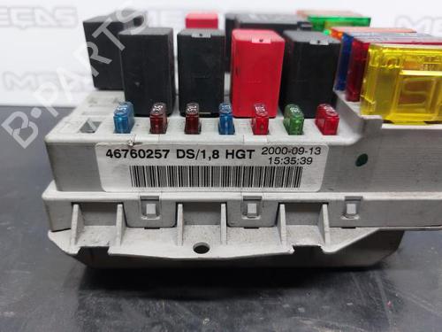Fuse box LANCIA MUSA (350_) 1.3 D Multijet (350.AXG11, 350.AXG1A) | BP12300602E1 