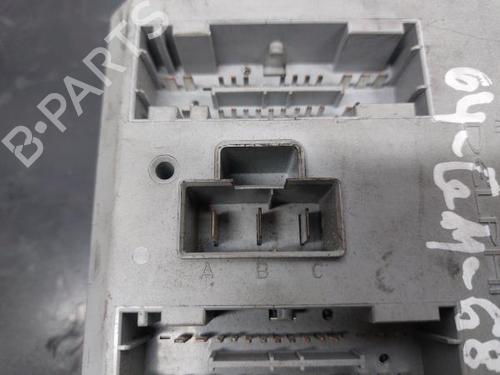 Fuse box LANCIA MUSA (350_) 1.3 D Multijet (350.AXG11, 350.AXG1A) | BP12300602E1 
