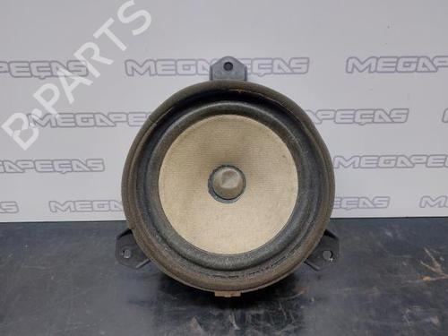 Used Speaker TOYOTA YARIS (_P13_) 1.3 (NSP130_, NSP130) (95 hp) 12959803
