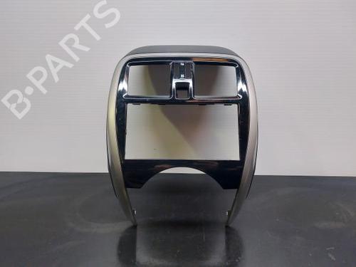 BP14403587O1 main image