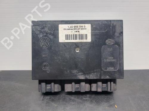 Used Fuse box SEAT TOLEDO II (1M2) 1.6 (100 hp) 12272692