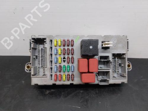 Used Fuse box LANCIA MUSA (350_) 1.3 D Multijet (350.AXG11, 350.AXG1A) (90 hp) 12300833