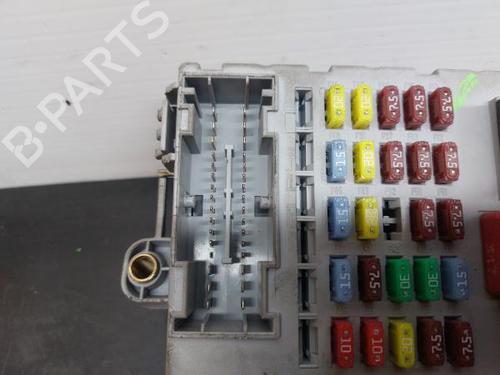 Fuse box LANCIA MUSA (350_) 1.3 D Multijet (350.AXG11, 350.AXG1A) | BP12300833E1 