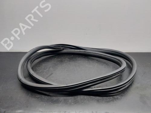 Rubber door seal MERCEDES-BENZ C-CLASS (W205) C 180 BlueTEC / d (205.036) A2056970151