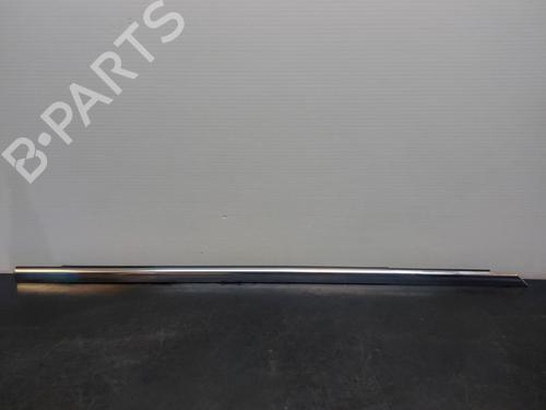 Door moulding trim MERCEDES-BENZ C-CLASS (W205) C 180 BlueTEC / d (205.036) A2057202024