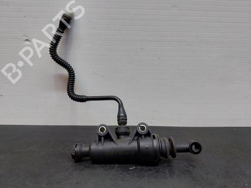 Used Clutch slave cylinder MERCEDES-BENZ E-CLASS (W211) E 220 CDI (211.006) (150 hp) 12300906