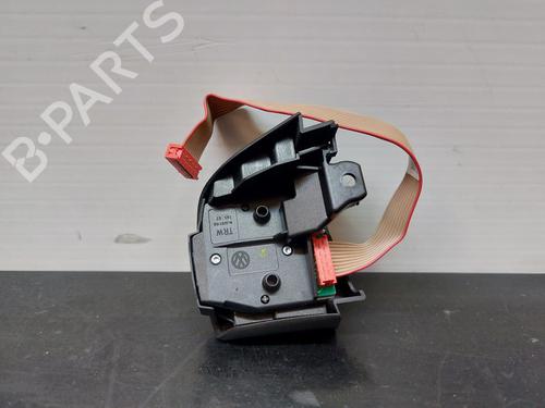 Steering wheel controls VW PASSAT B6 (3C2) 2.0 TDI 16V | BP12300937E15 