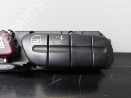 Switch MERCEDES-BENZ C-CLASS (W203) C 220 CDI (203.006, 203.008) | BP12534393I30