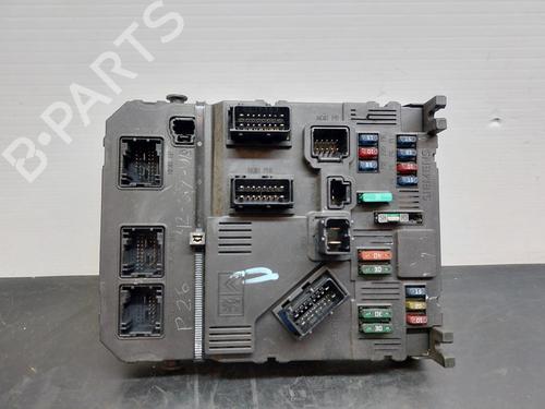 Fuse box PEUGEOT 206 Hatchback (2A/C) 1.4 HDi 9646777380 / S118085210 G