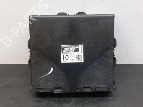 Zekeringkast RENAULT ESPACE V (JR_) 1.6 dCi 160 (160 hp) 12988805