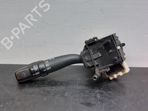 Used Headlight switch TOYOTA AVENSIS (_T25_) 2.0 D-4D (CDT250_, CDT250R) (116 hp) 13369734