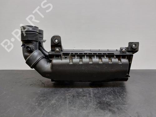 Used Air filter box OPEL CORSA F (P2JO) 1.2 (68) (75 hp) 13390231