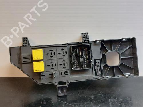 Used Fuse box SAAB 9-3 Estate (E50) 1.9 TTiD (180 hp) 13403942