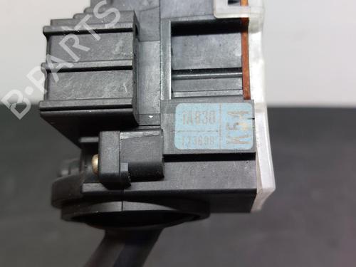 Steering column stalk TOYOTA RAV 4 II (_A2_) 2.0 D 4WD (CLA20_, CLA21_, CLA20R, CLA21R) | BP13404416I23 