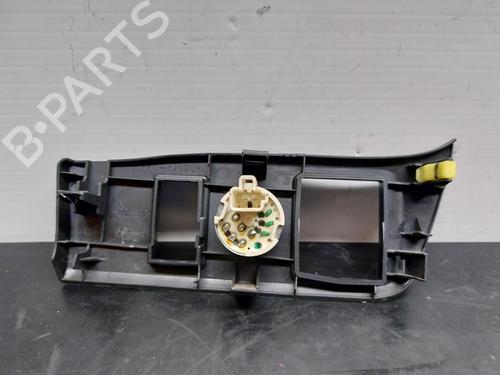 Headlight switch TOYOTA RAV 4 II (_A2_) 2.0 D 4WD (CLA20_, CLA21_, CLA20R, CLA21R) | BP13404422I24 