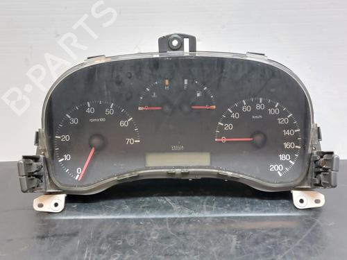 Used Instrument cluster FIAT PUNTO (188_) 1.2 16V 80 (188.233, .235, .253, .255, .333, .353, .639,... (80 hp) 13412412