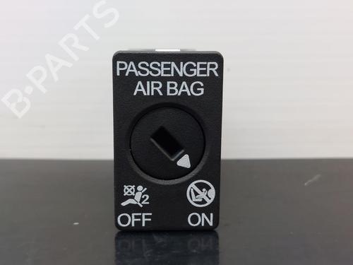 Used Switch VW POLO VI (AW1, BZ1, AE1) GTI (207 hp) 13657875