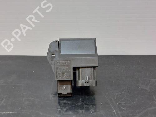 Used Electronic module CITROËN C3 I (FC_, FN_) 1.4 i (73 hp) 13706128