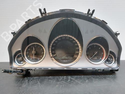 Used Instrument cluster MERCEDES-BENZ E-CLASS Coupe (C207) E 350 CDI (207.322) (231 hp) 13708793