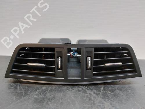 Used Air vent MERCEDES-BENZ E-CLASS Coupe (C207) E 350 CDI (207.322) (231 hp) 13709091