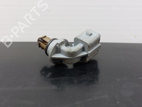 Used Electronic module RENAULT CLIO III (BR0/1, CR0/1) 1.2 16V (BR02, BR0J, BR11, CR02, CR0J, CR11) (75 hp) 13740104