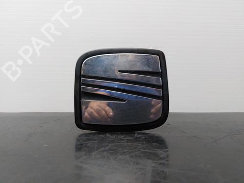 Used Tailgate handle SEAT LEON (1M1) 1.4 16V (75 hp) 14405791