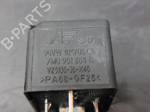 Switch SEAT LEON (1M1) 1.4 16V | BP13895667I30 