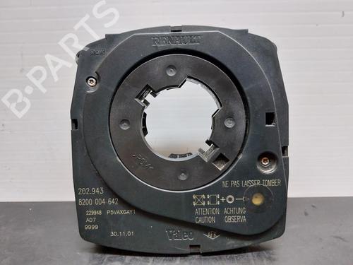 Used Electronic module RENAULT LAGUNA II Grandtour (KG0/1_) 1.6 16V (KG0A, KG0L) (107 hp) 13904579