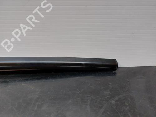 Door moulding trim CITROËN C4 CACTUS 1.2 VTi 82 | BP14405854C150 