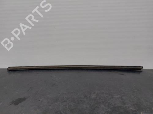 Door moulding trim CITROËN C4 CACTUS 1.2 VTi 82 | BP14405854C150 