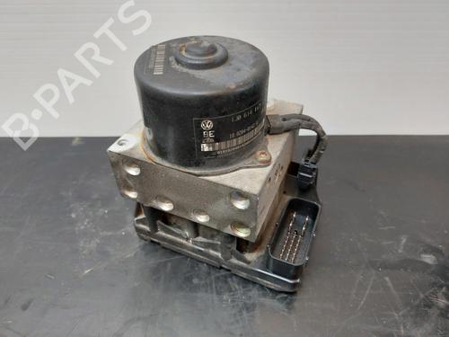 Used ABS pump VW GOLF IV (1J1) 1.4 16V (75 hp) 13951890