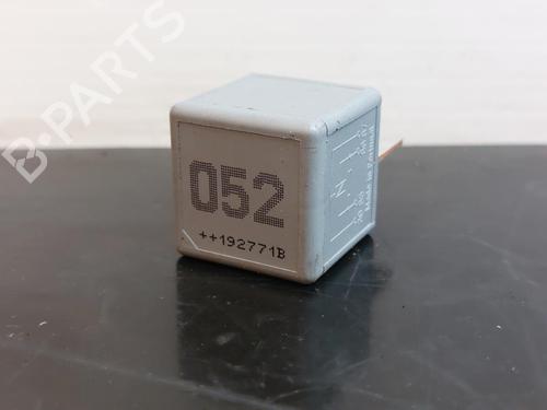Used Switch MERCEDES-BENZ A-CLASS (W177) A 220 d (177.014) (190 hp) 14929557