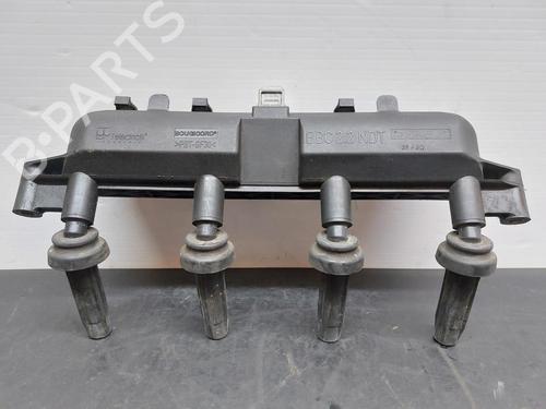 Used Ignition coil PEUGEOT 306 Hatchback (7A, 7C, N3, N5) 1.6 (90 hp) 15598800