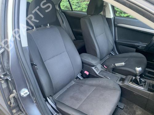 Seats set MITSUBISHI LANCER VIII Sportback (CX_A) 2.0 DI-D (CX8A) BP15647427C78