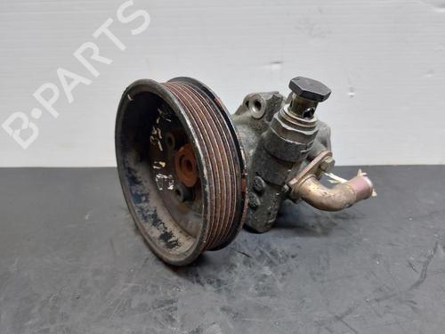 Used Steering pump VW GOLF IV (1J1) 1.4 16V (75 hp) 15656351