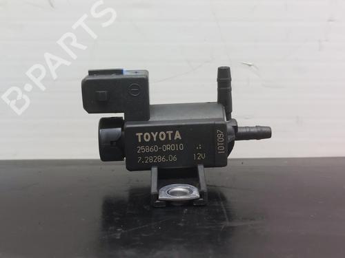 Used Electronic module TOYOTA VERSO (_R2_) 2.0 D-4D (AUR20_, AUR20R) (126 hp) 15712312