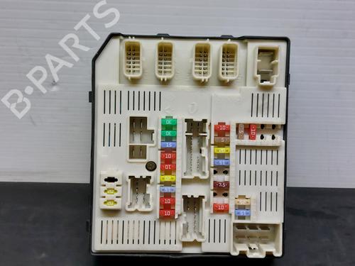 Used Fuse box RENAULT LAGUNA III Grandtour (KT0/1) 2.0 dCi (KT01, KT08, KT09, KT0K, KT12, KT1D, KT1W) (150 hp) 15893946