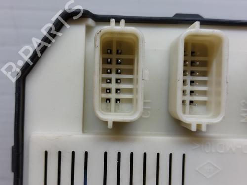 Fuse box RENAULT LAGUNA III Grandtour (KT0/1) 2.0 dCi (KT01, KT08, KT09, KT0K, KT12, KT1D, KT1W) | BP15893946E1 